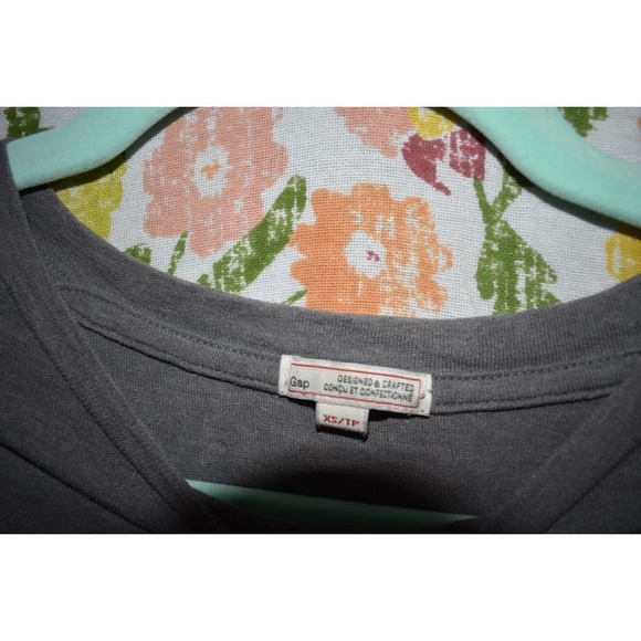 Grey Cropped Tee - Picture 2 of 2